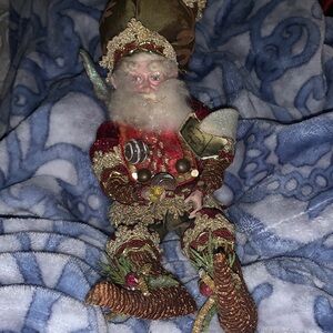 Festive Santa Claus Figurine